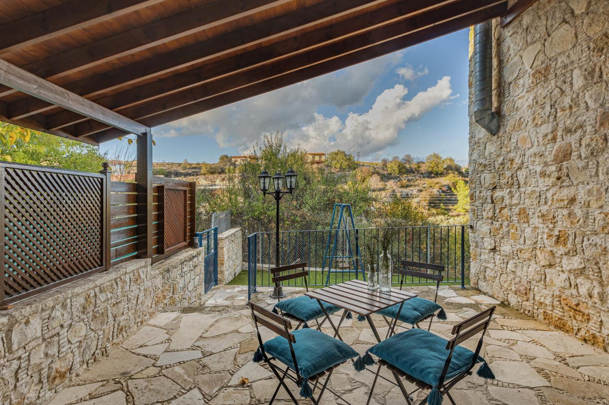 Oinoessa Traditional Boutique Guest Houses Lofou Exterior foto